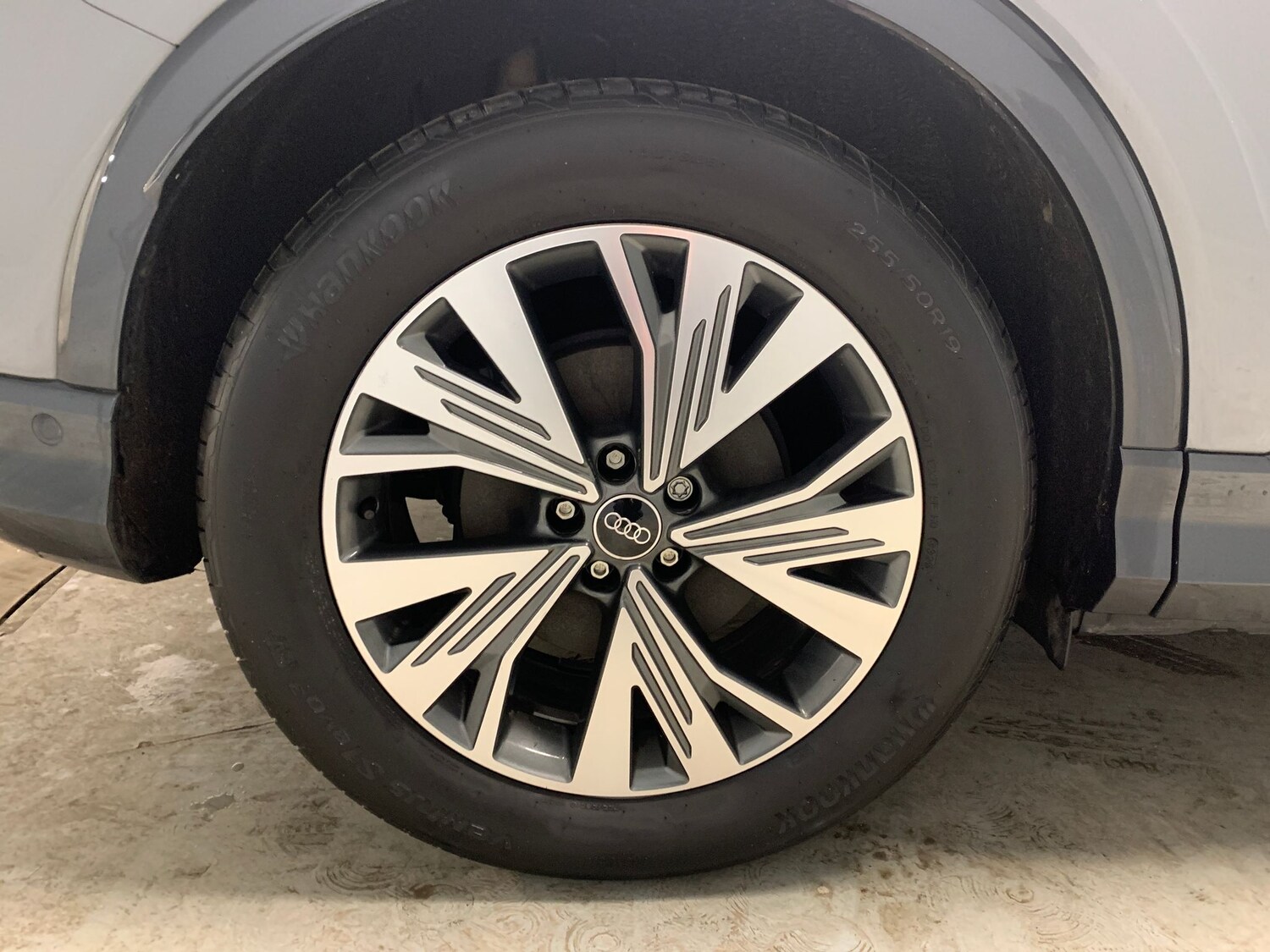 Used Audi Q4 e-tron 2023 for sale - 77367450: Photo 24