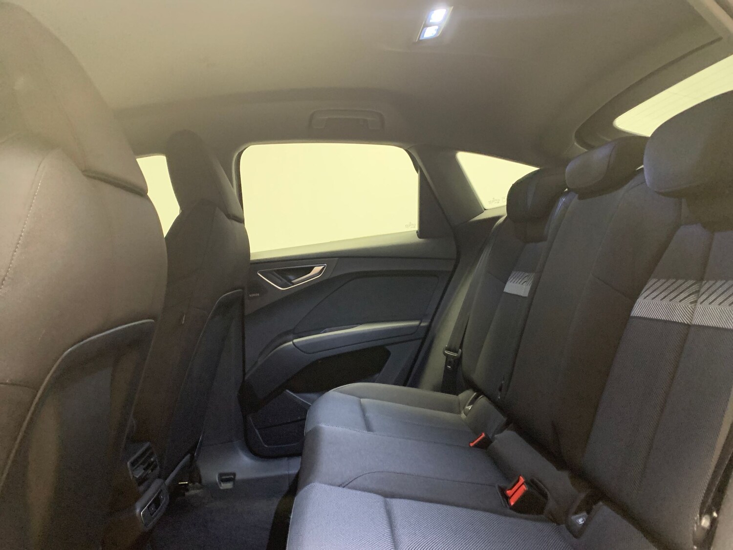 Used Audi Q4 e-tron 2023 for sale - 77367450: Photo 25