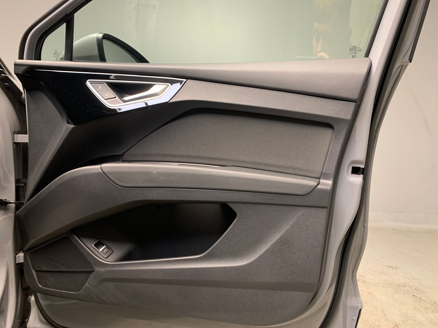 Used Audi Q4 e-tron 2023 for sale - 77367450: Photo 29