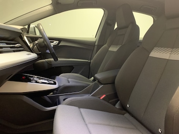 Used Audi Q4 e-tron 2023 for sale - 77367450: Photo