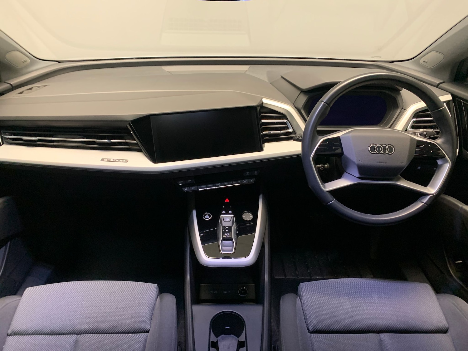 Used Audi Q4 e-tron 2023 for sale - 77367450: Photo 7