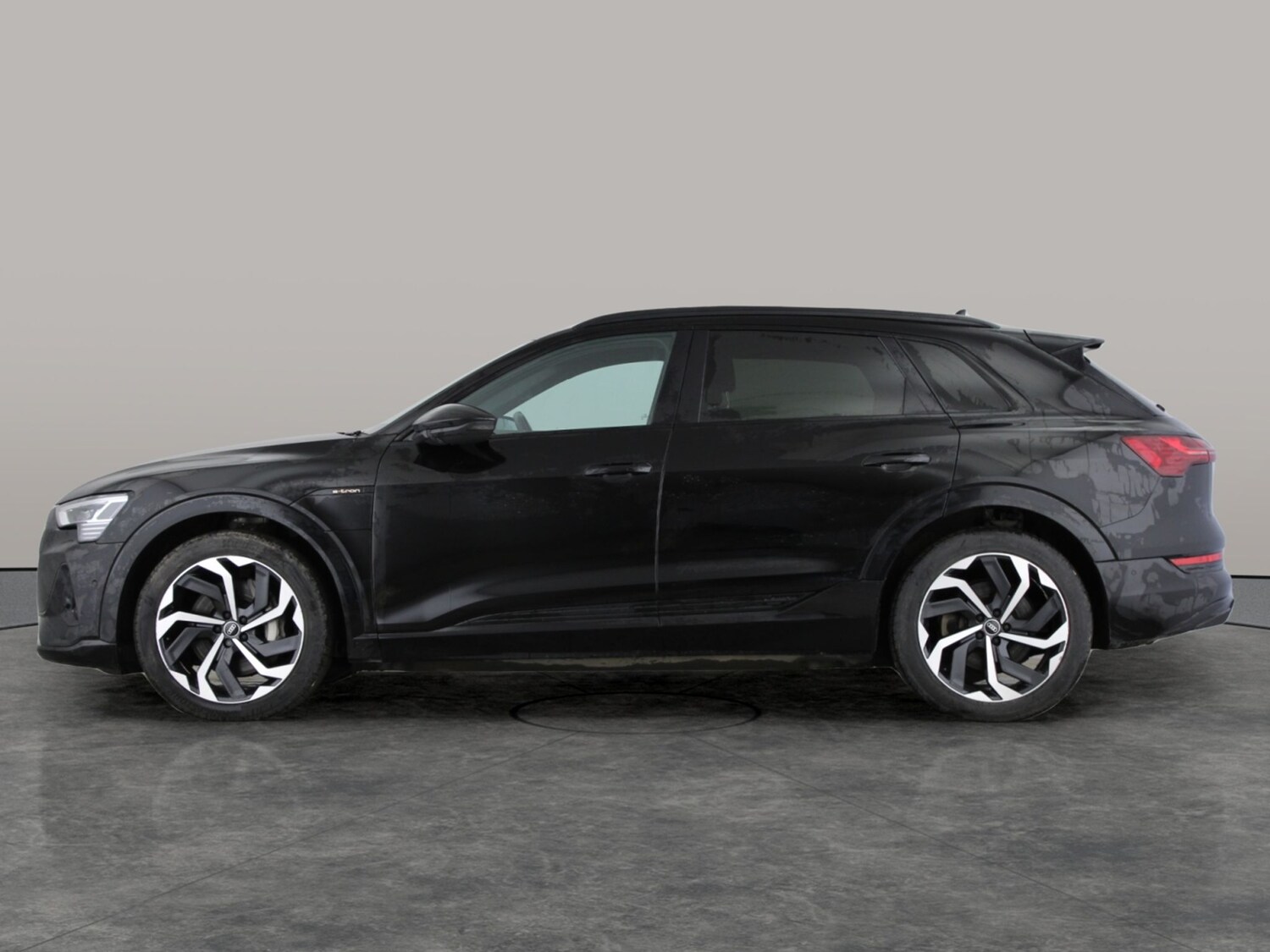Used Audi e-tron 2022 for sale - 77557092: Photo 13