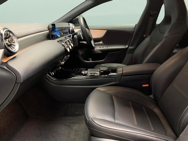 Used Mercedes-Benz CLA 2022 for sale - 76332892: Photo 4