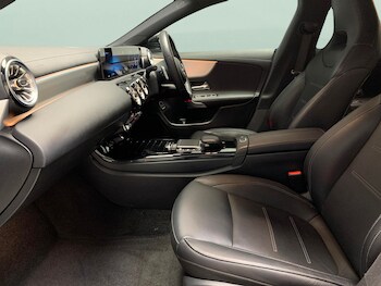 Used Mercedes-Benz CLA 2022 for sale - 76332892: Photo 4