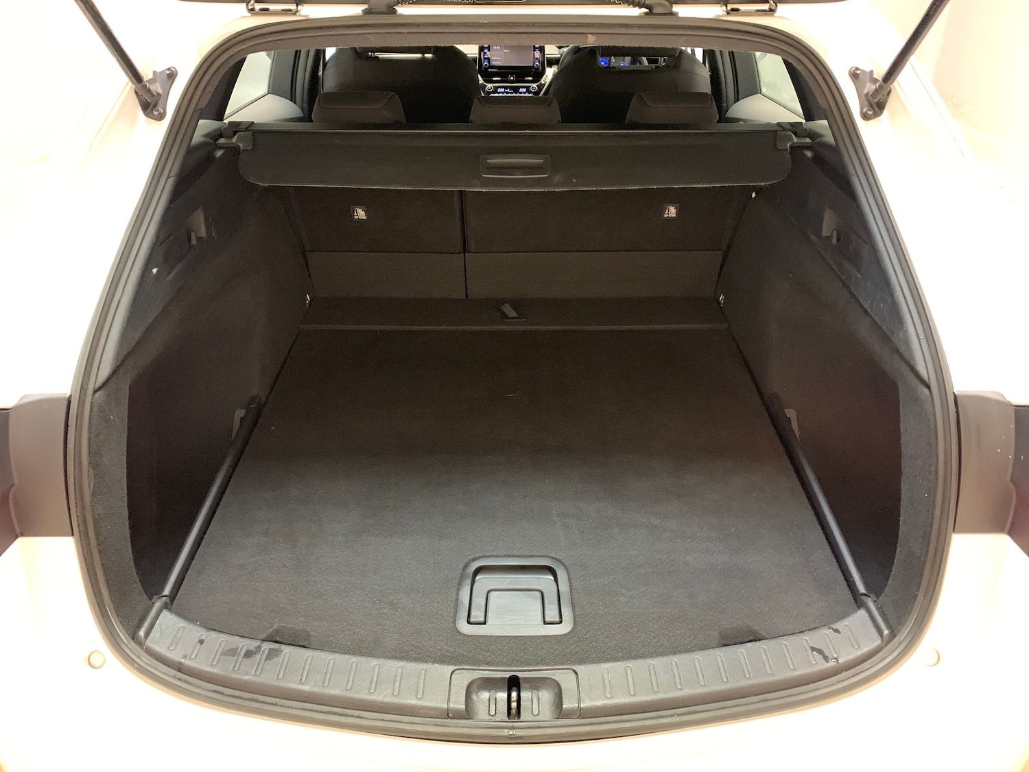 Used Toyota Corolla 2023 for sale - 77286073: Photo 30