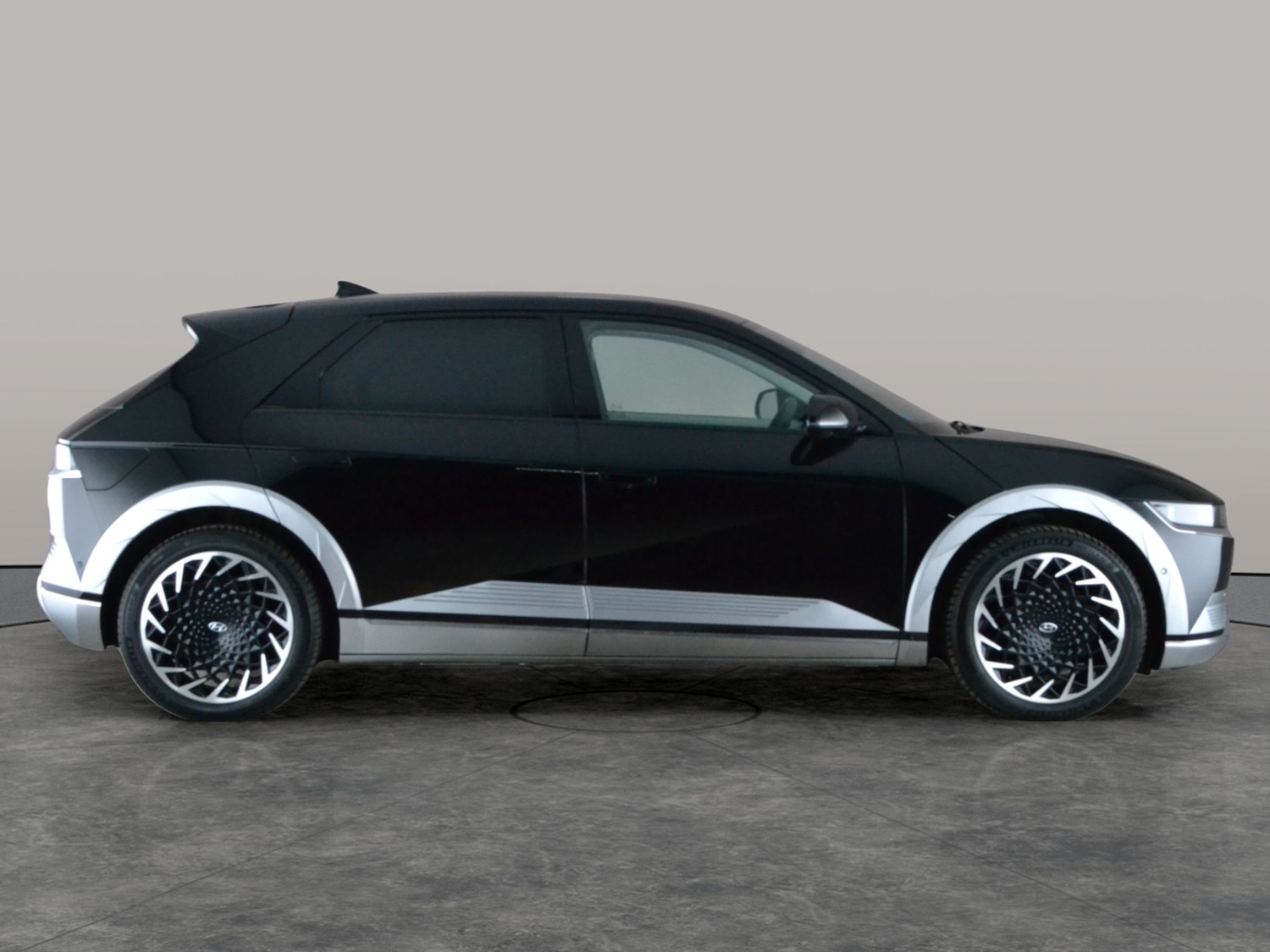 Used Hyundai IONIQ 5 2022 for sale - 77555733: Photo 11