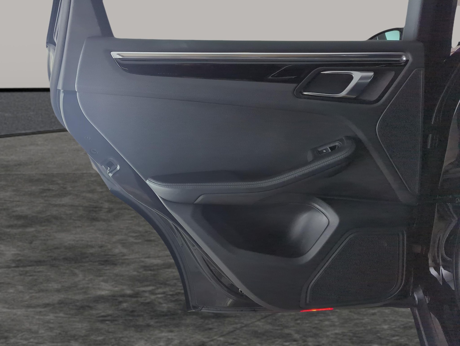 Used Porsche Macan 2024 for sale - 77775978: Photo 33