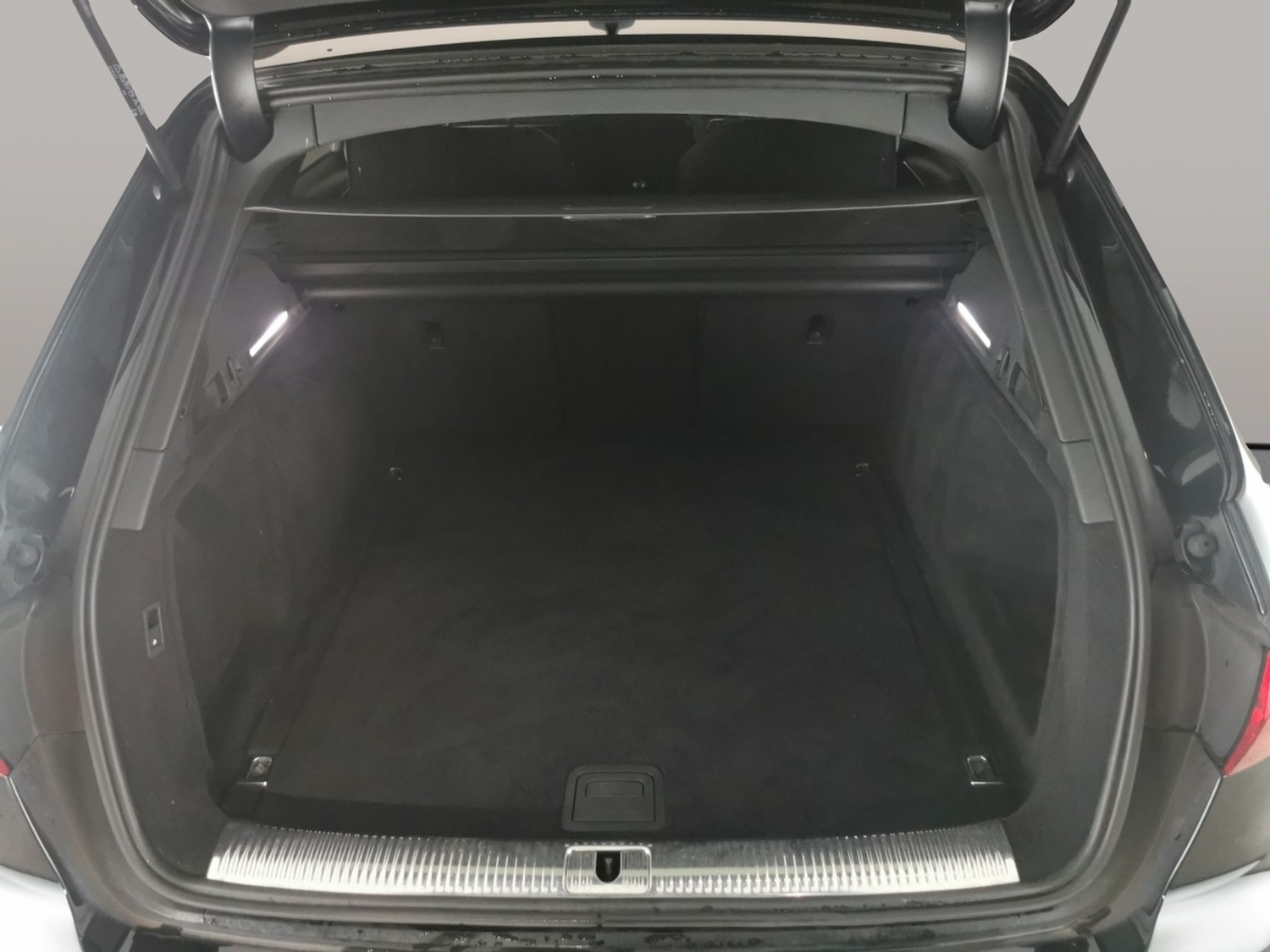 Used Audi A4 2022 for sale - 77077702: Photo 29