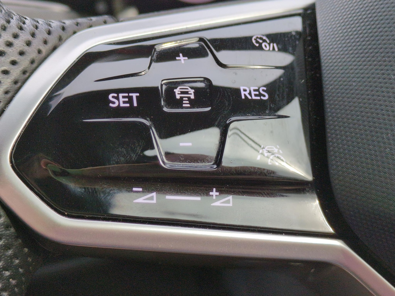 Used Volkswagen Golf 2023 for sale - 76375848: Photo 21