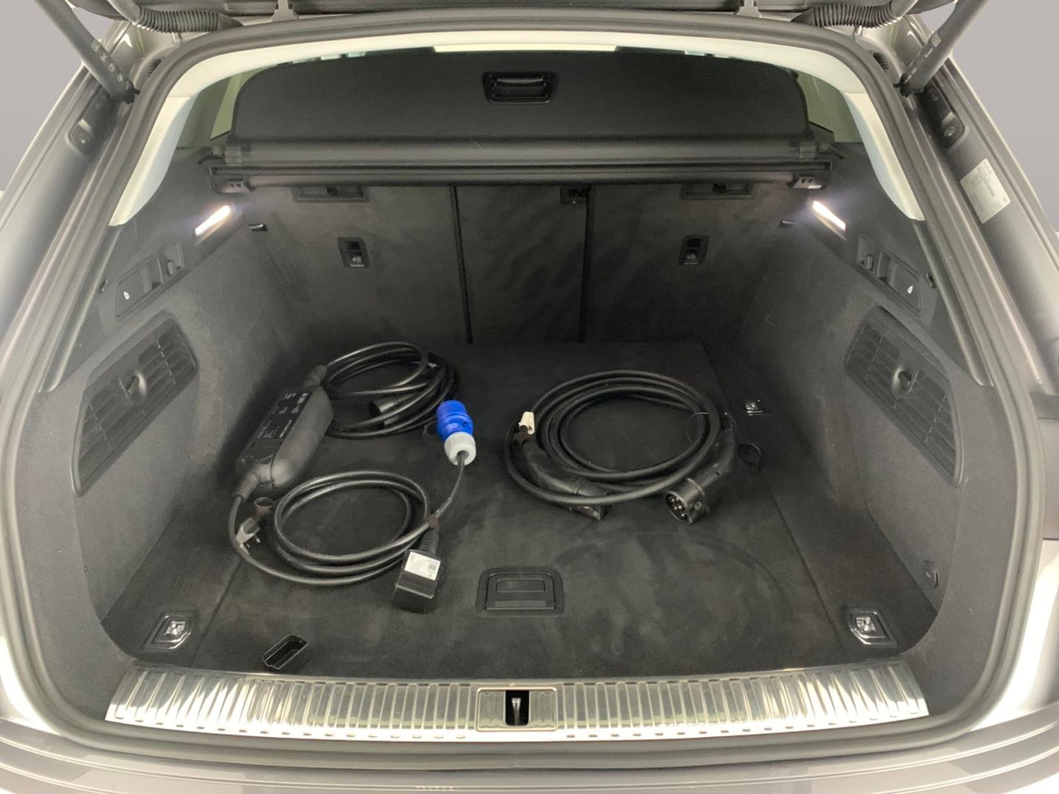 Used Audi e-tron 2021 for sale - 76379654: Photo 47