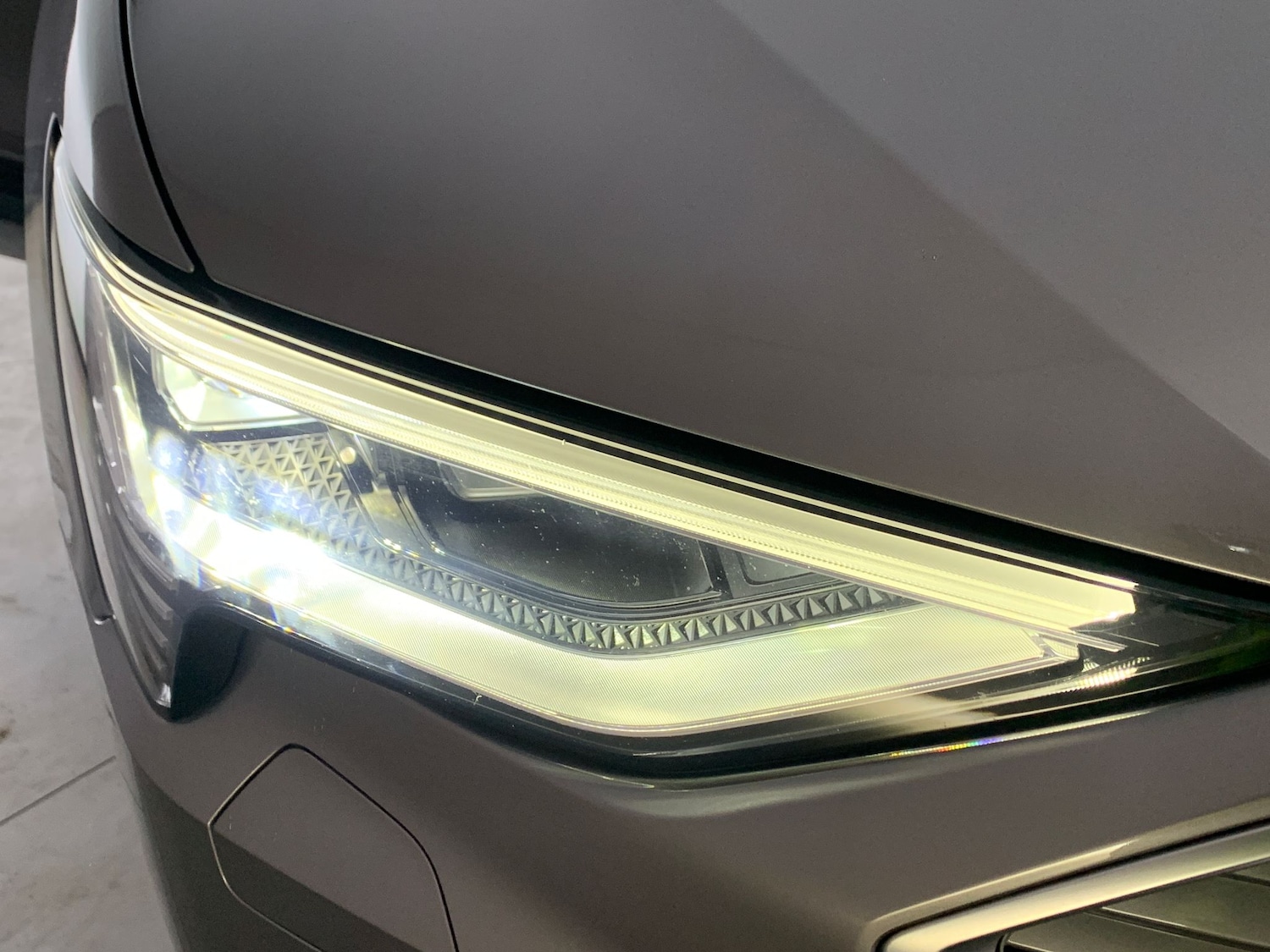 Used Audi e-tron 2021 for sale - 76379654: Photo 8