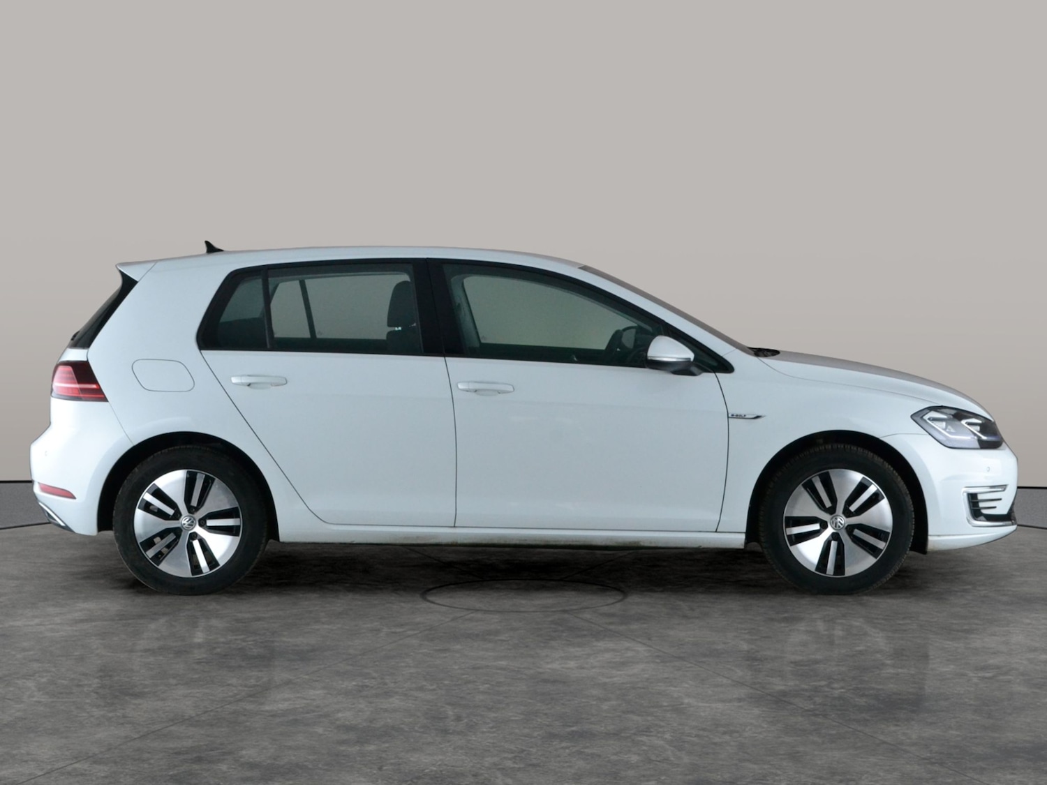 Used Volkswagen Golf 2019 for sale - 77581835: Photo 9