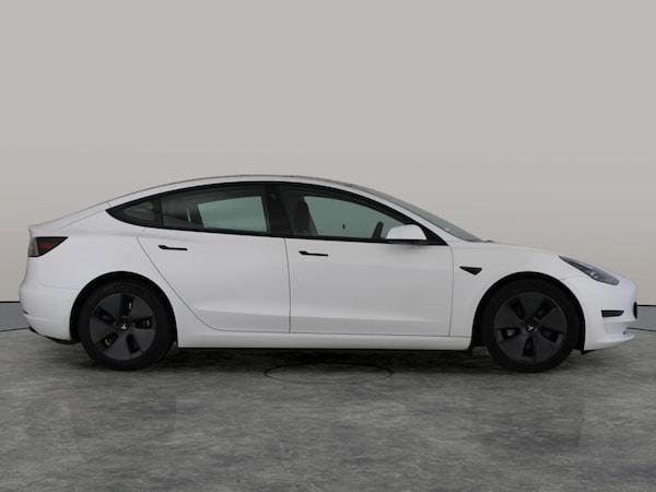 Used Tesla Model 3 2021 for sale - 76182337: Photo 14