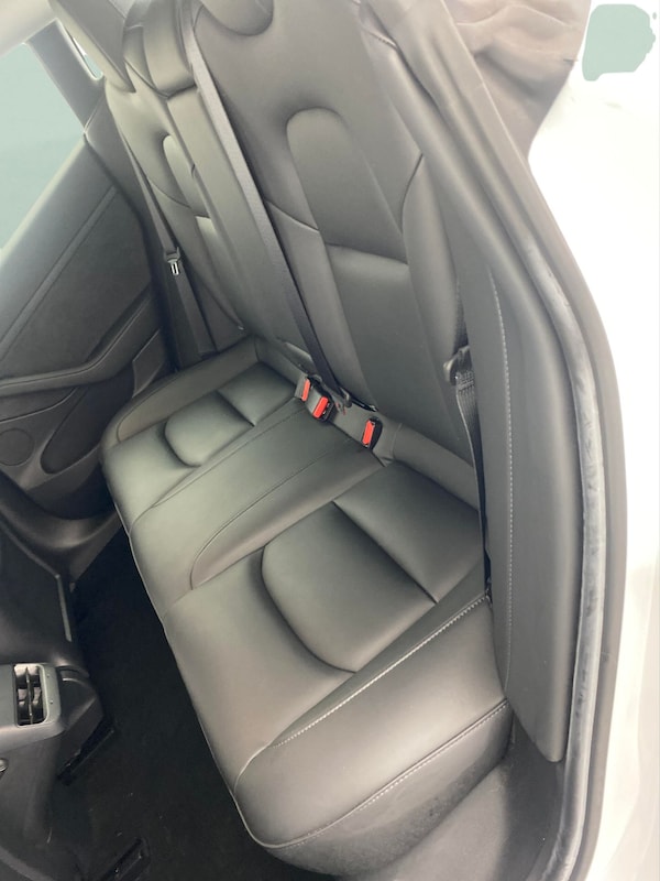 Used Tesla Model 3 2021 for sale - 76182337: Photo 37