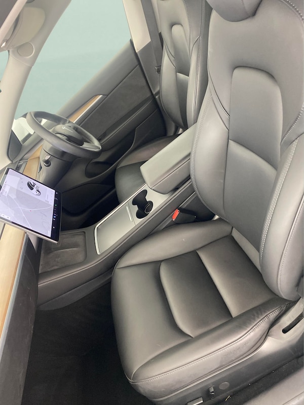Used Tesla Model 3 2021 for sale - 76182337: Photo 5