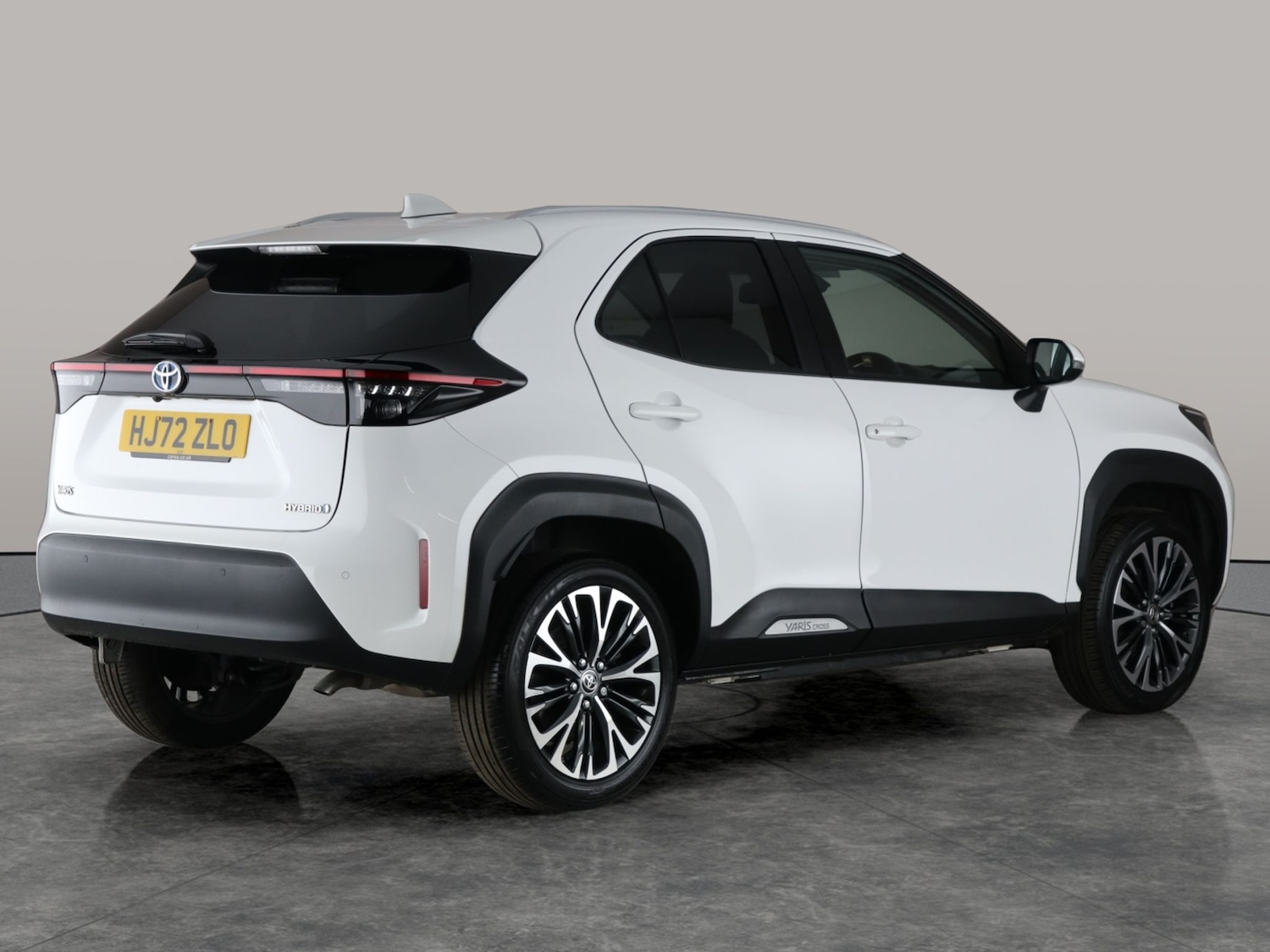 Used Toyota Yaris Cross 2022 for sale - 76717810: Photo 10