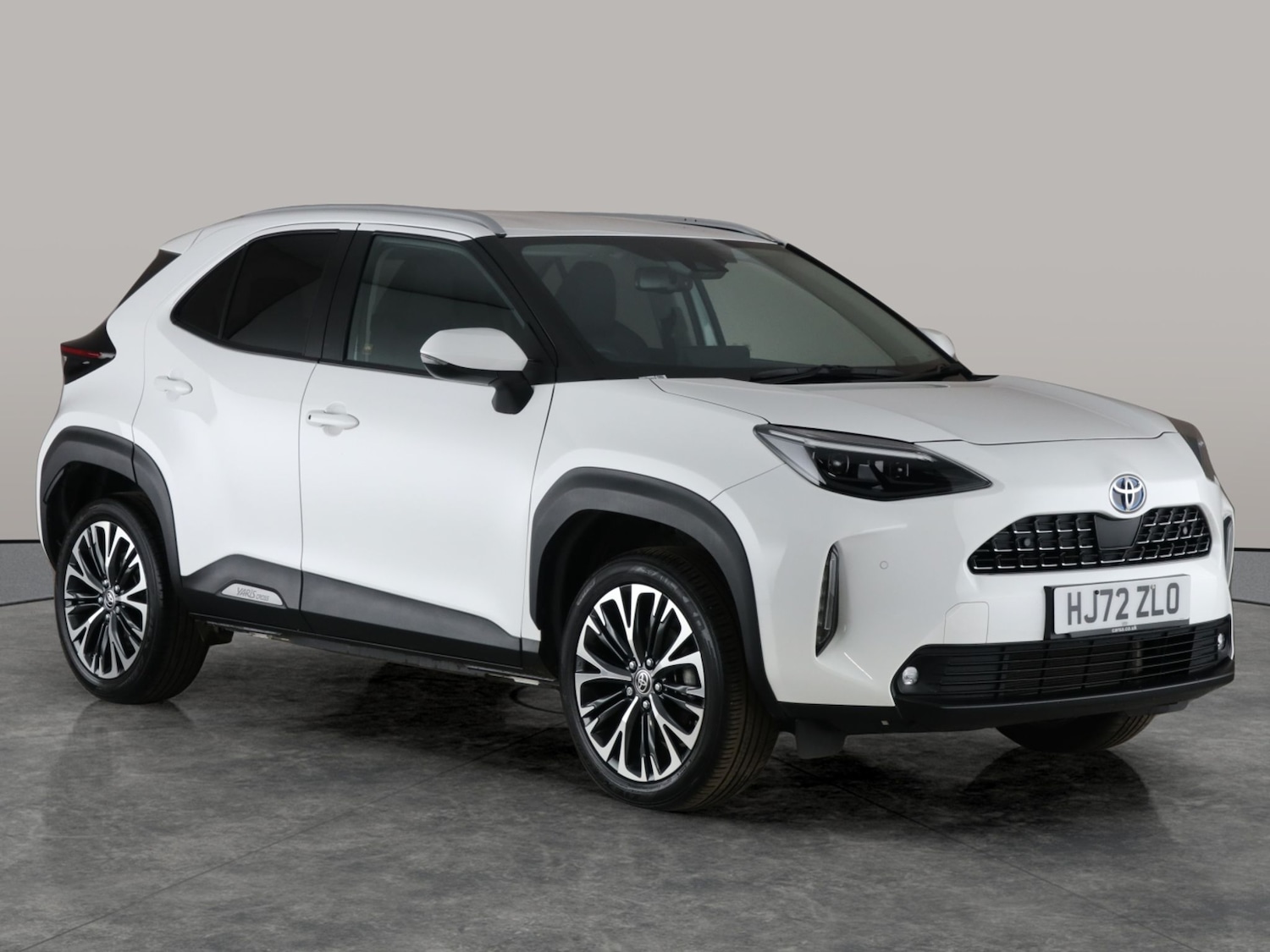 Used Toyota Yaris Cross 2022 for sale - 76717810: Photo 8