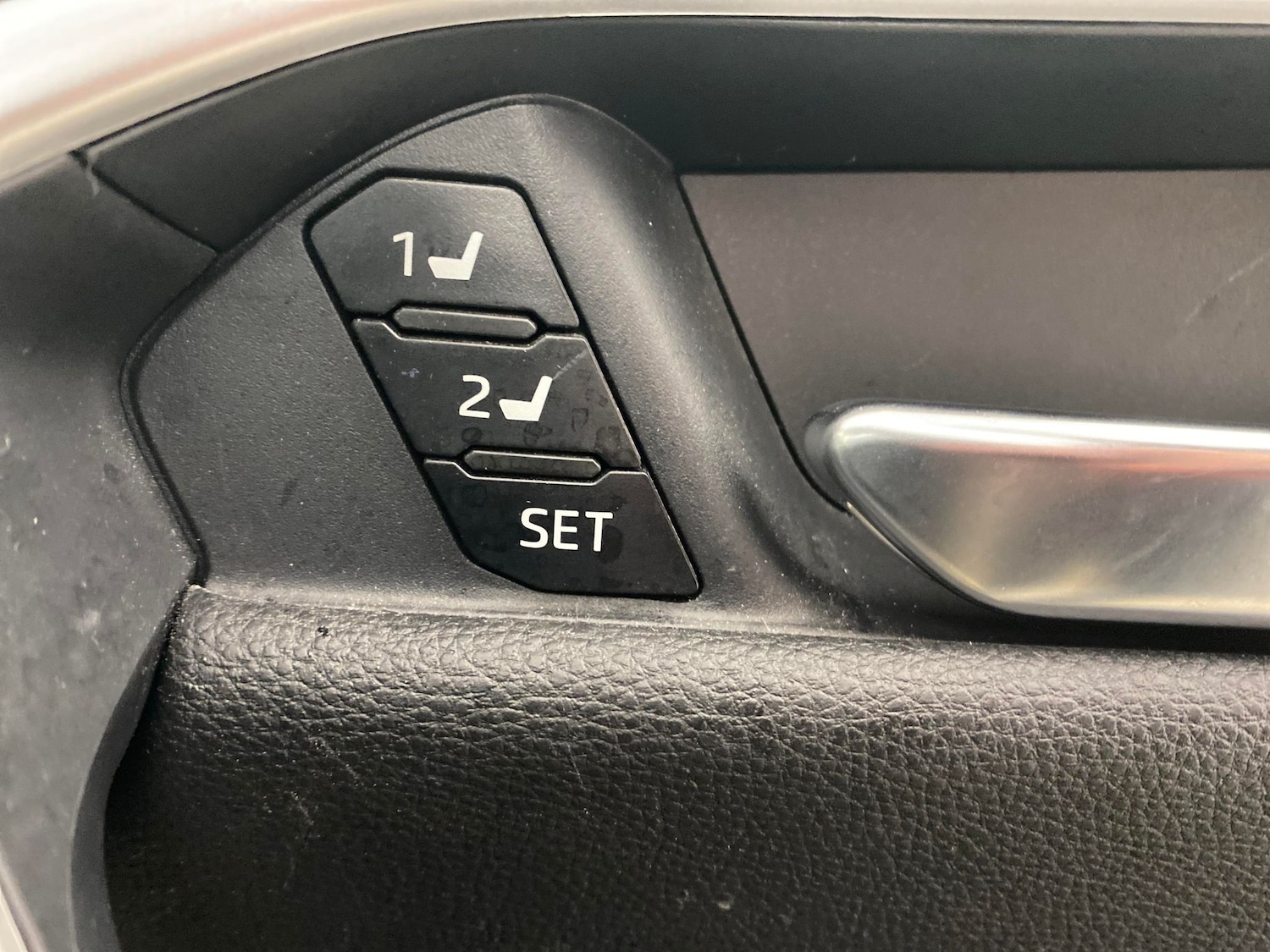 Used Toyota RAV4 2022 for sale - 78221127: Photo 13