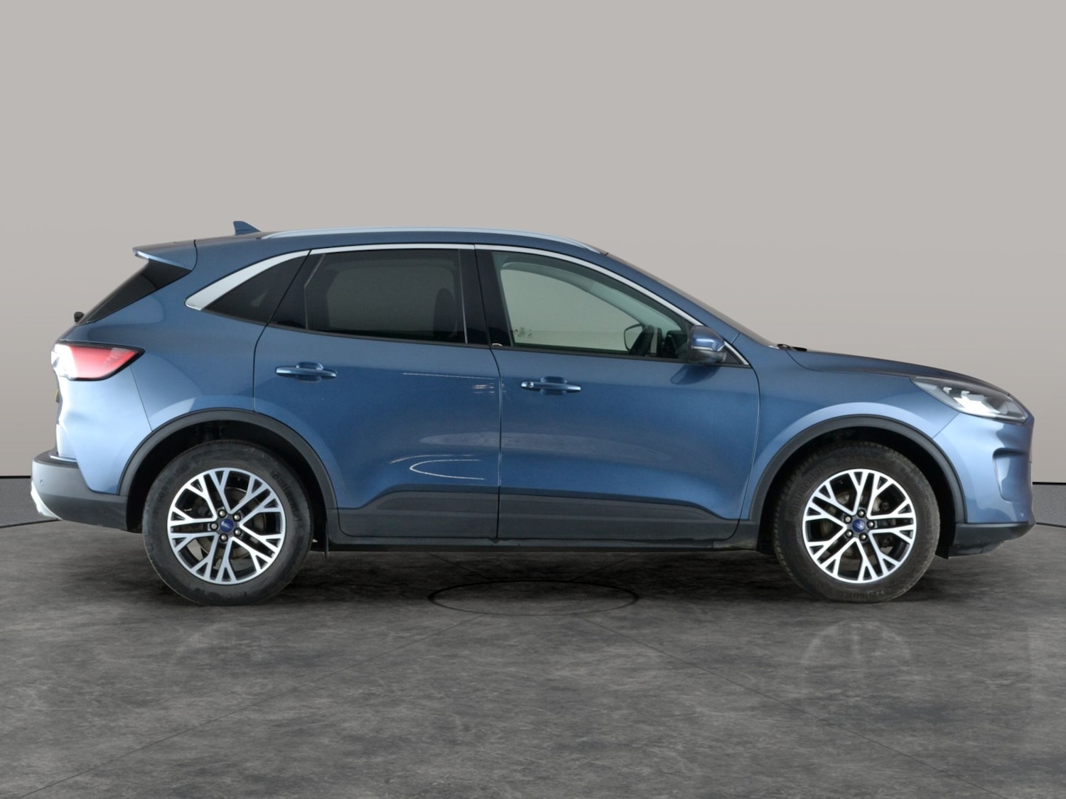 Used Ford Kuga 2021 for sale - 77240599: Photo 10