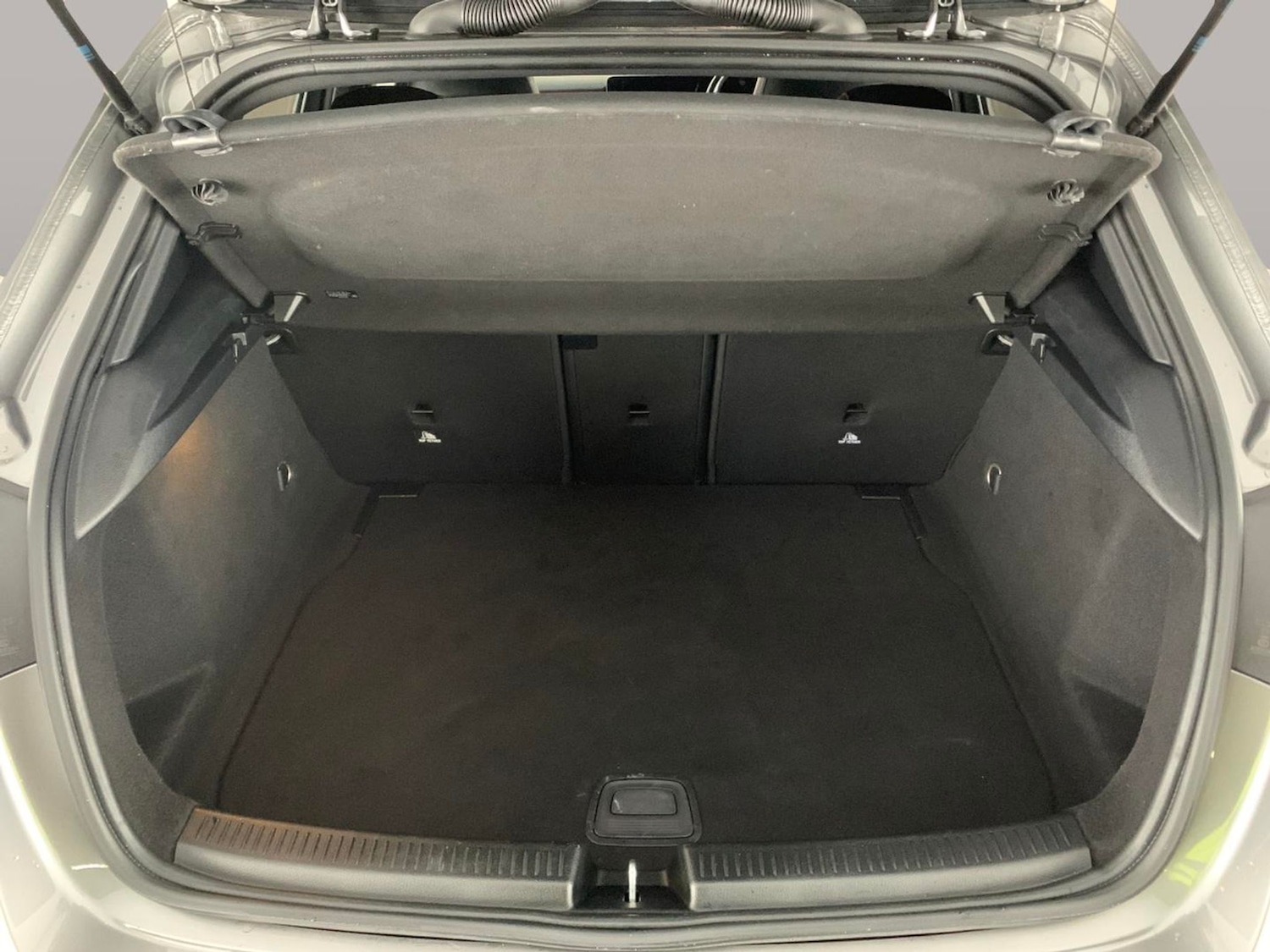 Used Mercedes-Benz A-Class 2020 for sale - 76984469: Photo 35