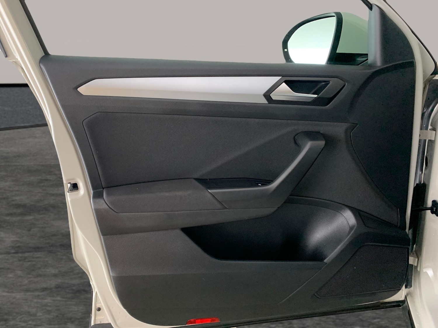 Used Volkswagen T-Roc 2022 for sale - 77833678: Photo 26