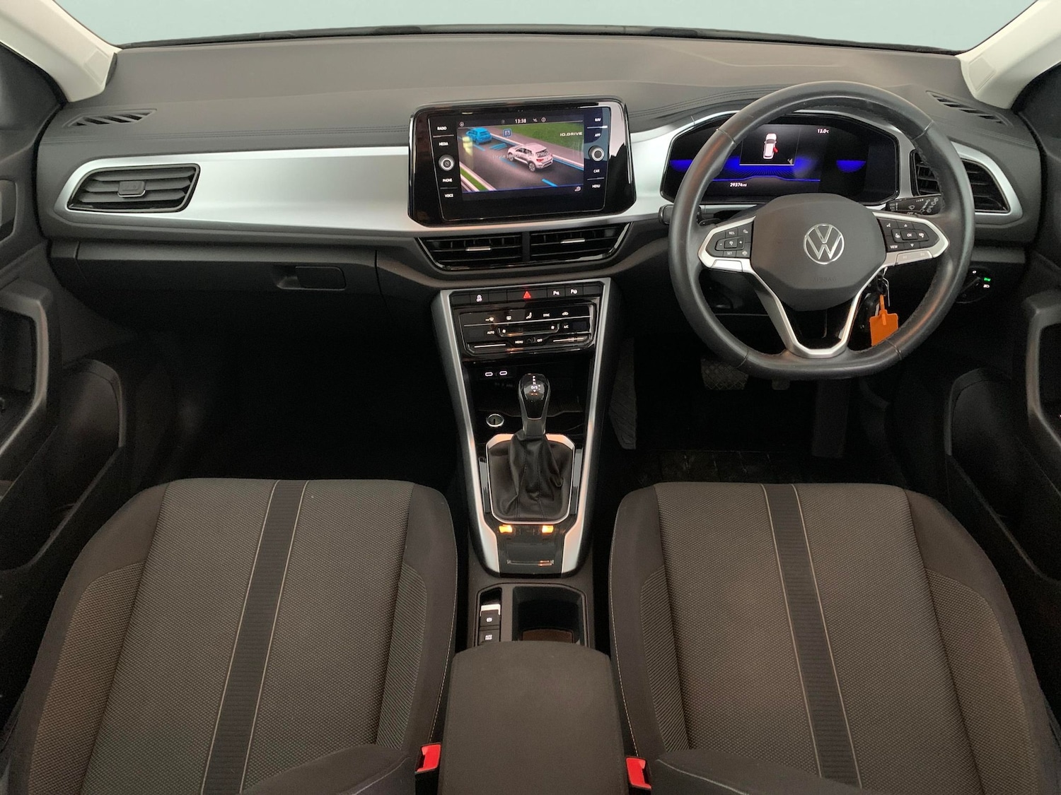 Used Volkswagen T-Roc 2022 for sale - 77833678: Photo 5