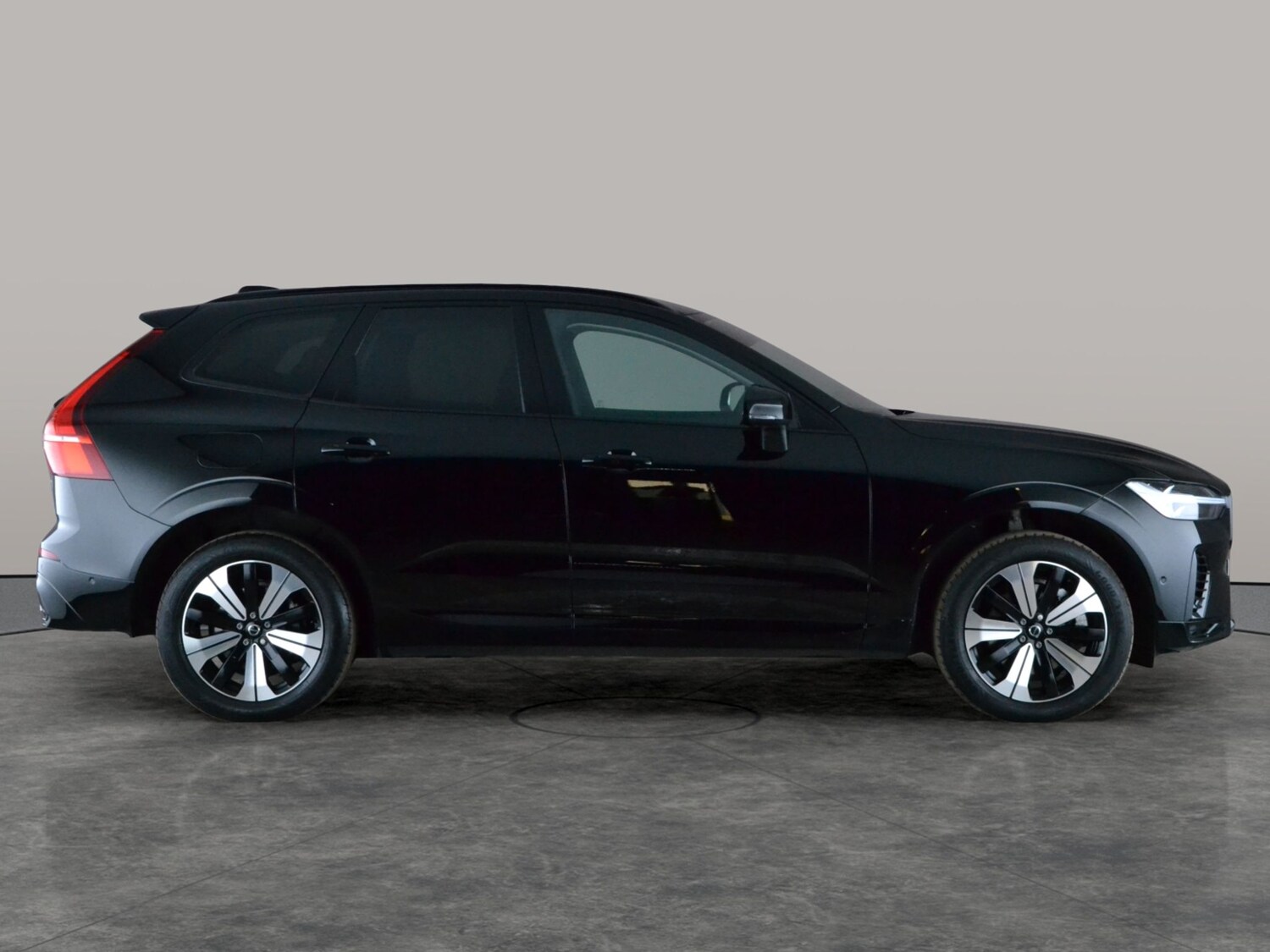 Used Volvo XC60 2023 for sale - 78149354: Photo 10