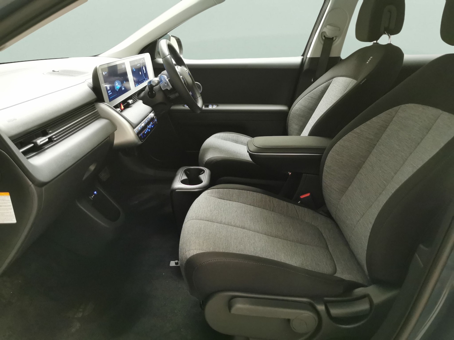 Used Hyundai IONIQ 5 2022 for sale - 76147157: Photo 5