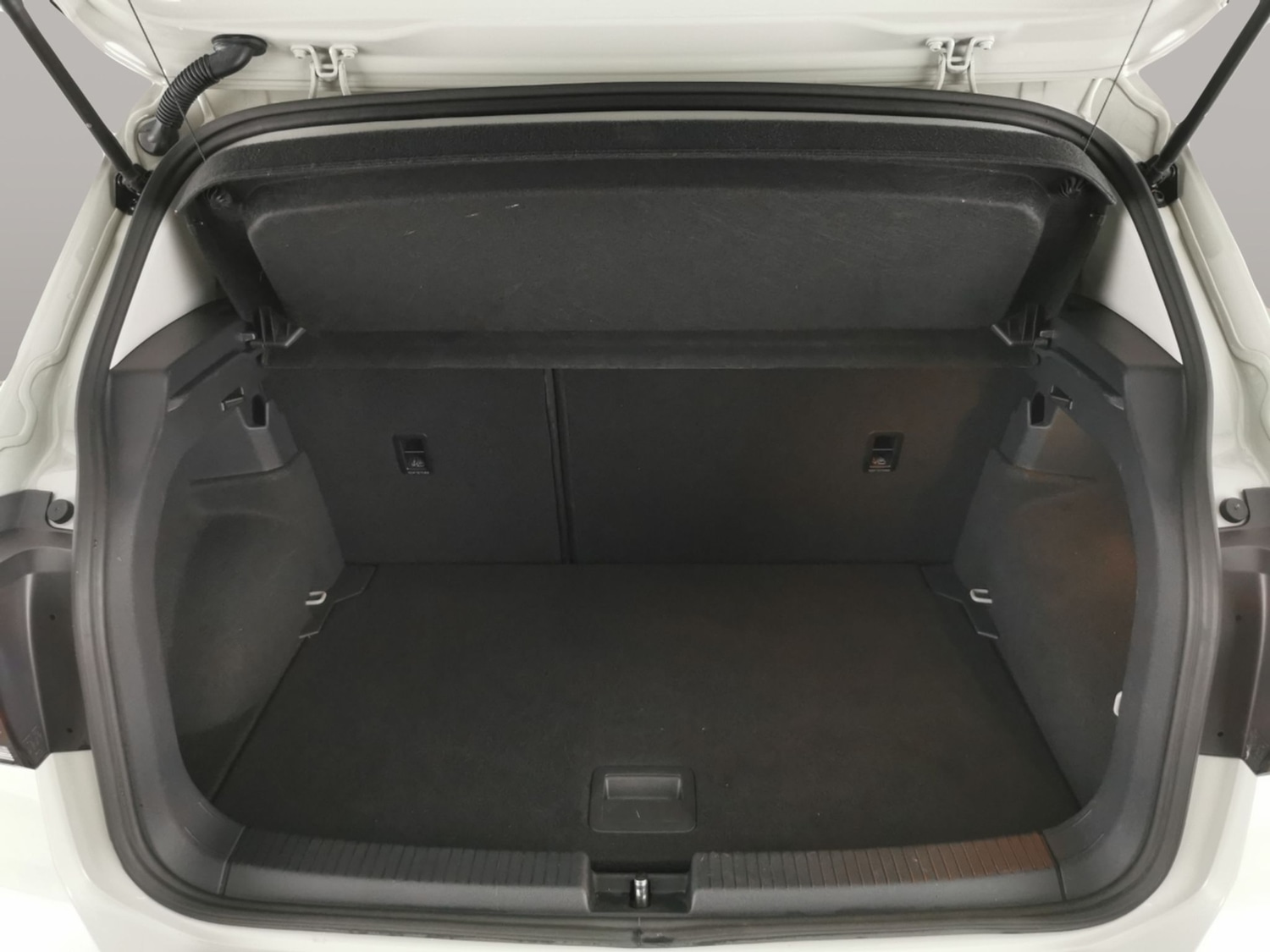 Used Volkswagen T-Cross 2023 for sale - 77269746: Photo 30