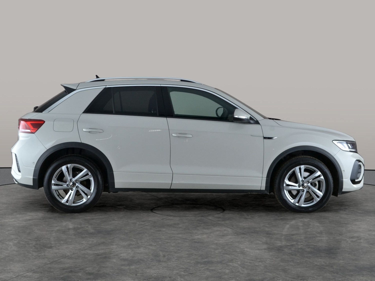Used Volkswagen T-Roc 2025 for sale - 77234314: Photo 8