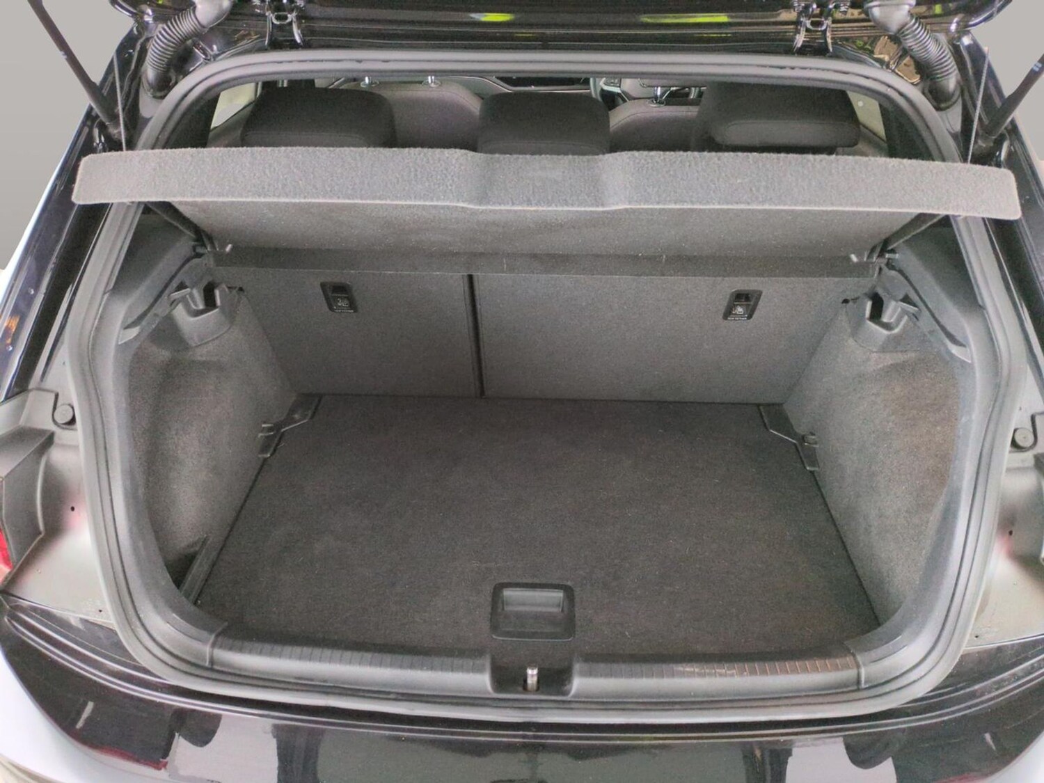 Used Volkswagen Polo for sale - 77542932: Photo 28