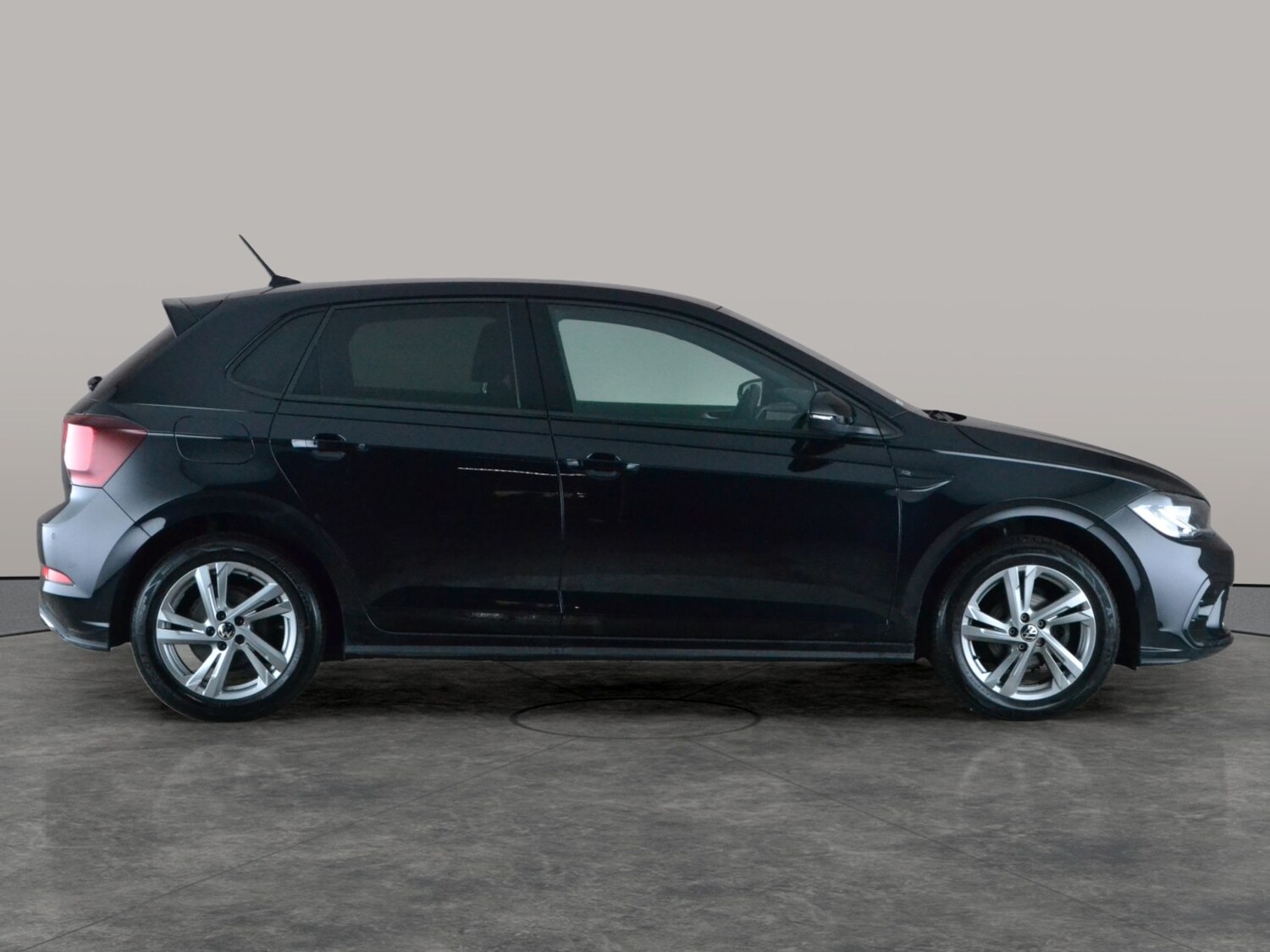 Used Volkswagen Polo for sale - 77542932: Photo 8