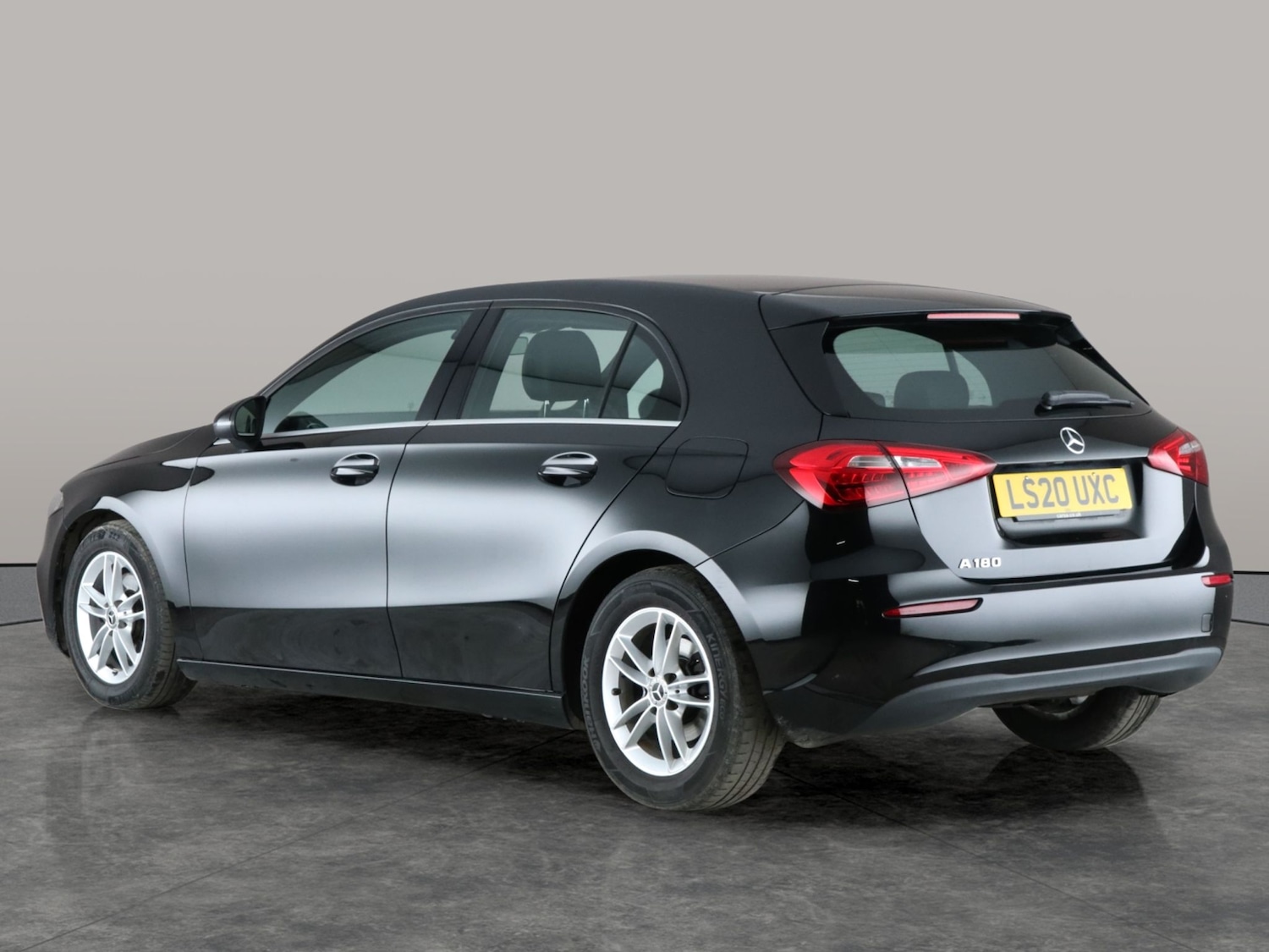 Used Mercedes-Benz A-Class 2020 for sale - 76758121: Photo 12