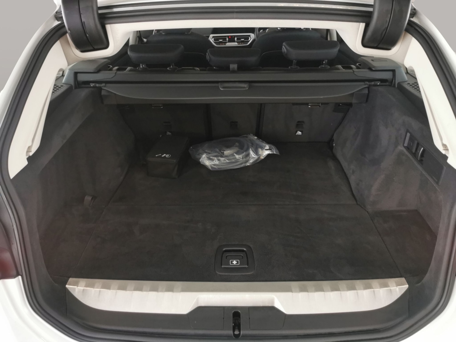 Used BMW 3 Series 2021 for sale - 76969515: Photo 30