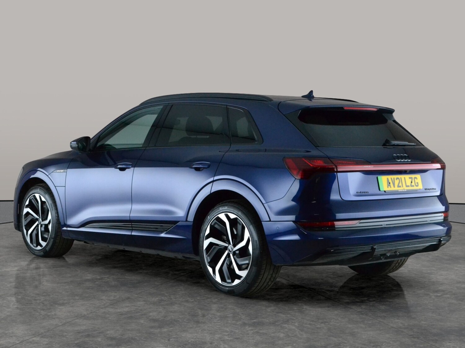 Used Audi e-tron 2021 for sale - 78150922: Photo 12