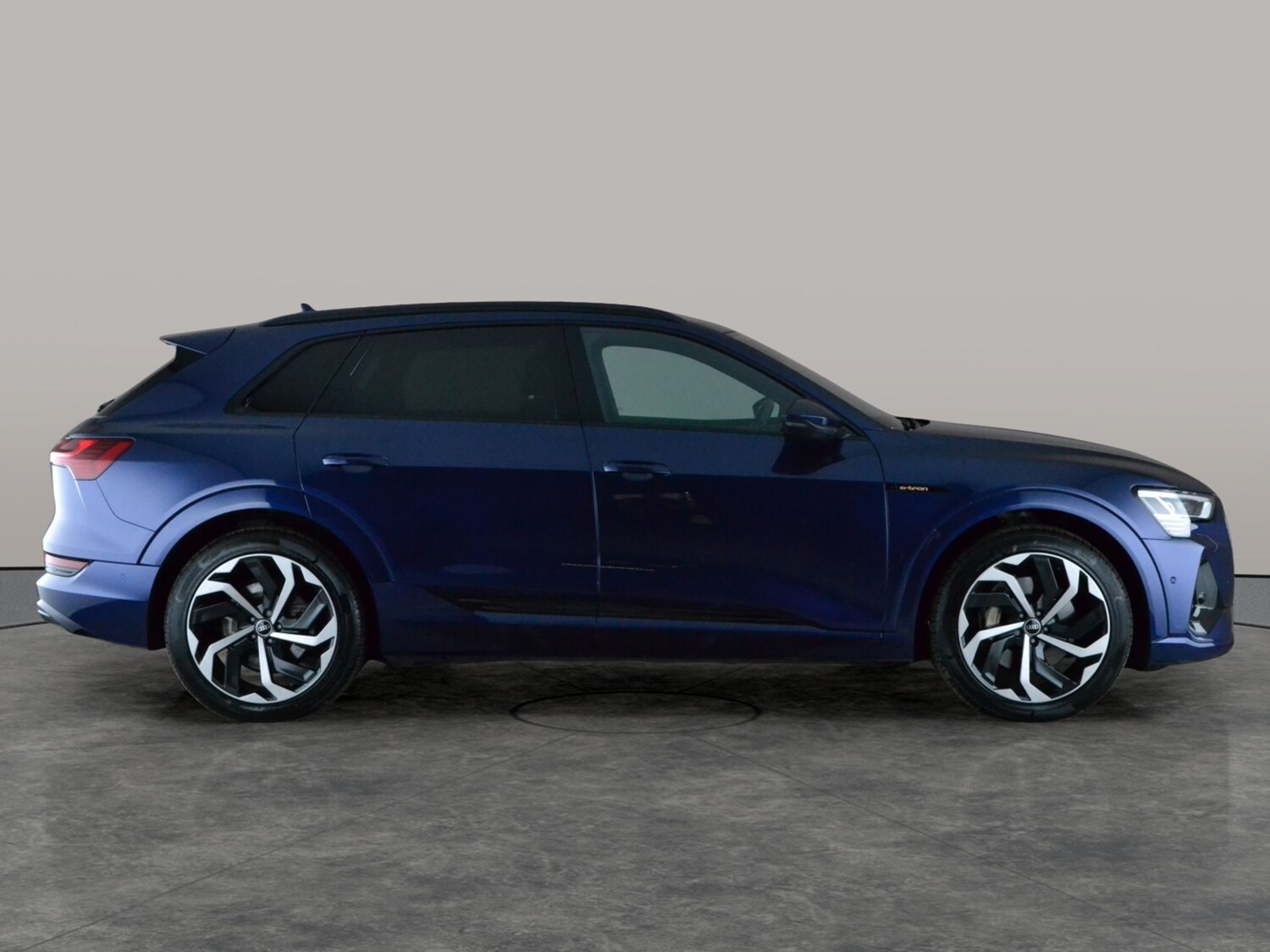 Used Audi e-tron 2021 for sale - 78150922: Photo 9