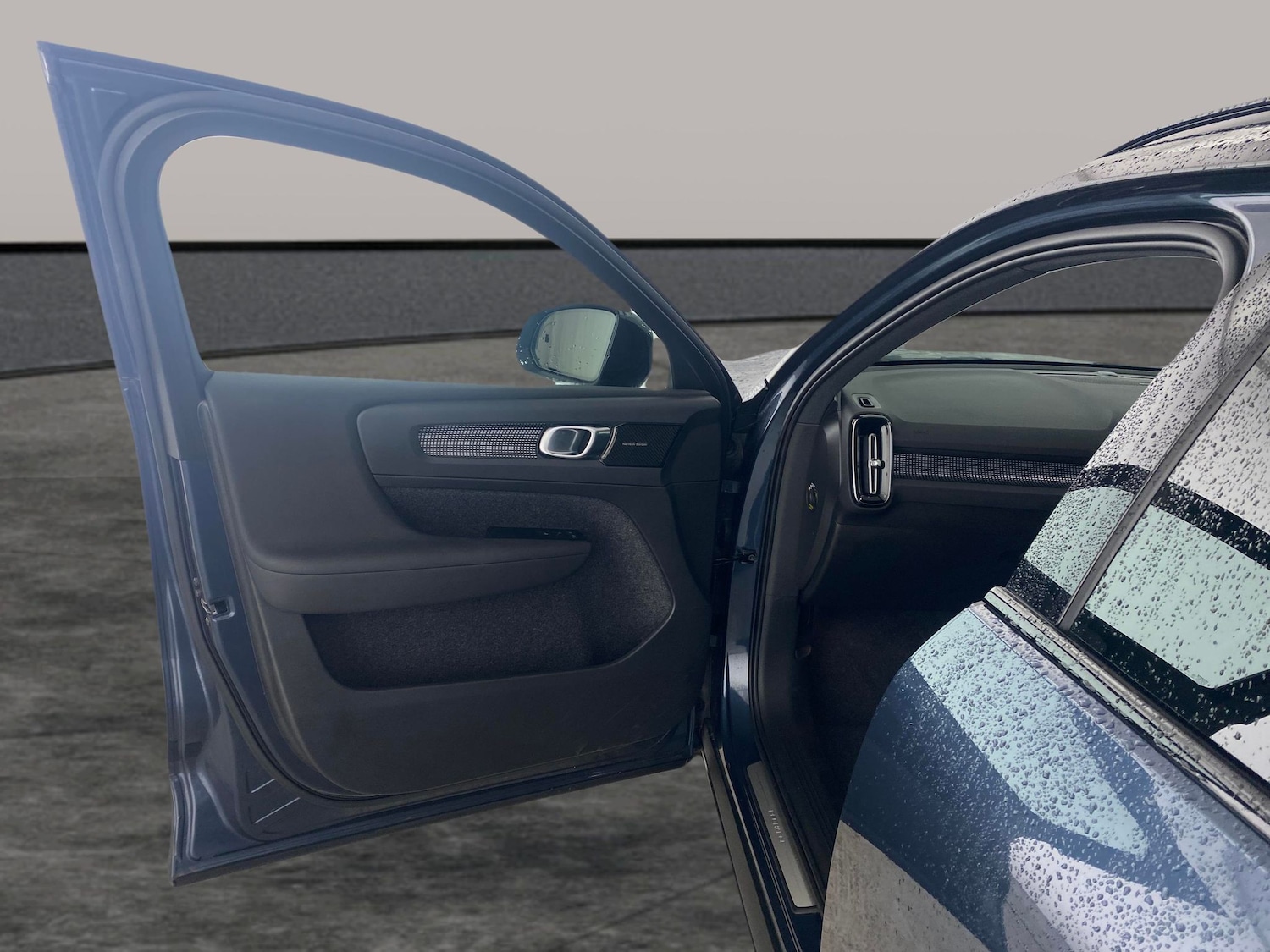 Used Volvo XC40 2021 for sale - 77274519: Photo 26