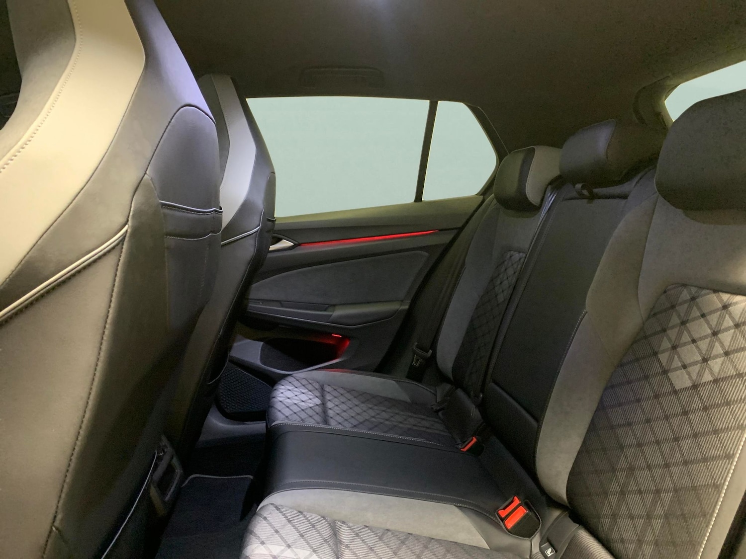 Used Volkswagen Golf 2023 for sale - 77255663: Photo 23