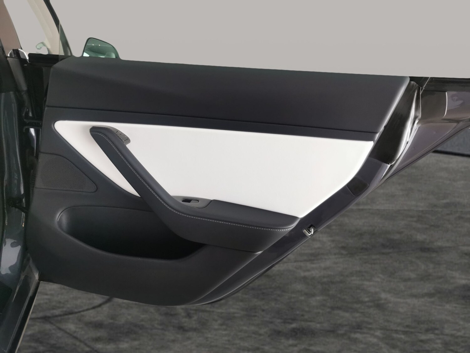 Used Tesla Model 3 2019 for sale - 77903690: Photo 32