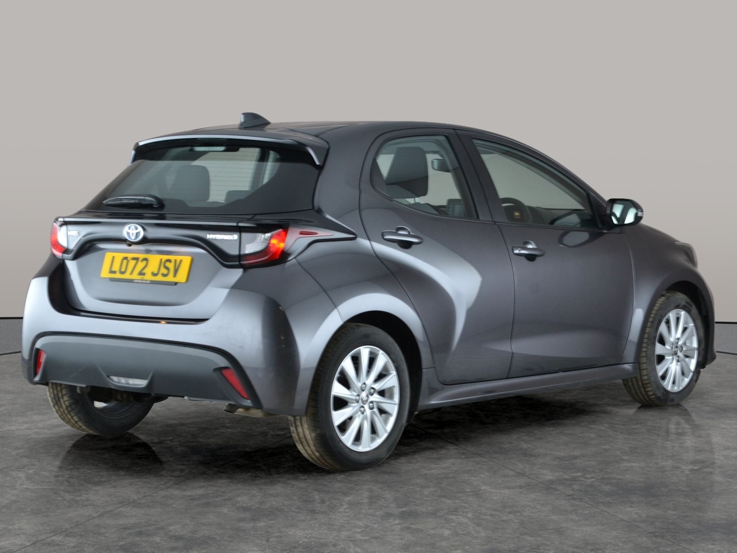 Used Toyota Yaris 2022 for sale - 77151802: Photo 10