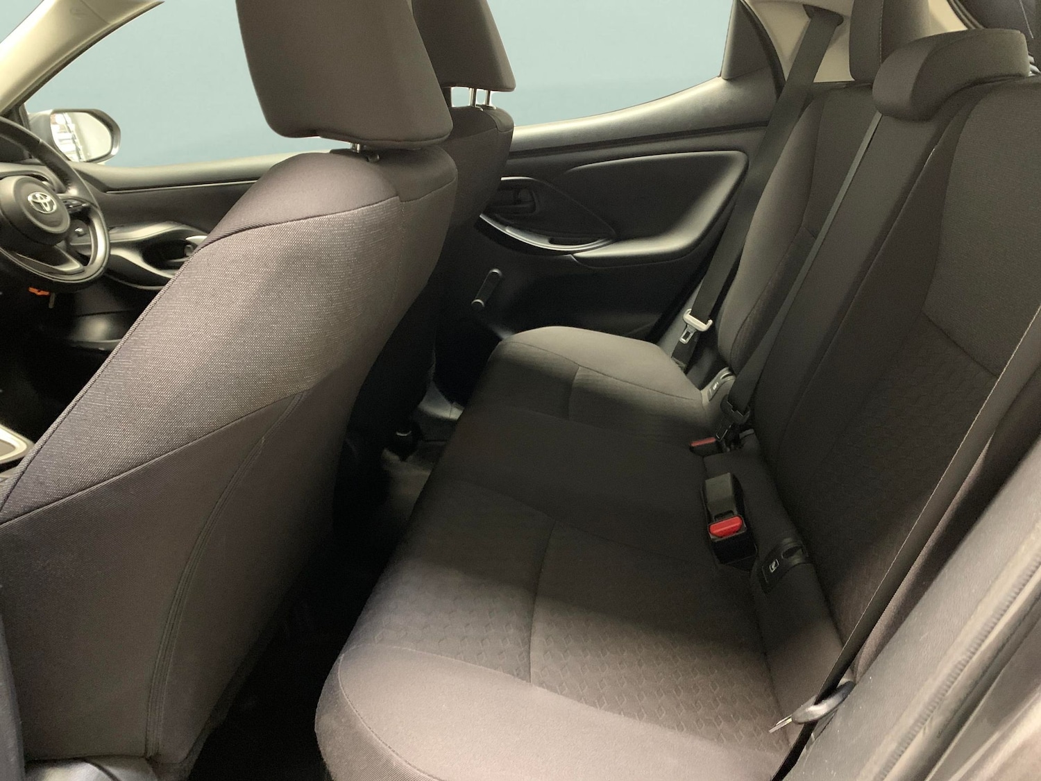 Used Toyota Yaris 2022 for sale - 77151802: Photo 22