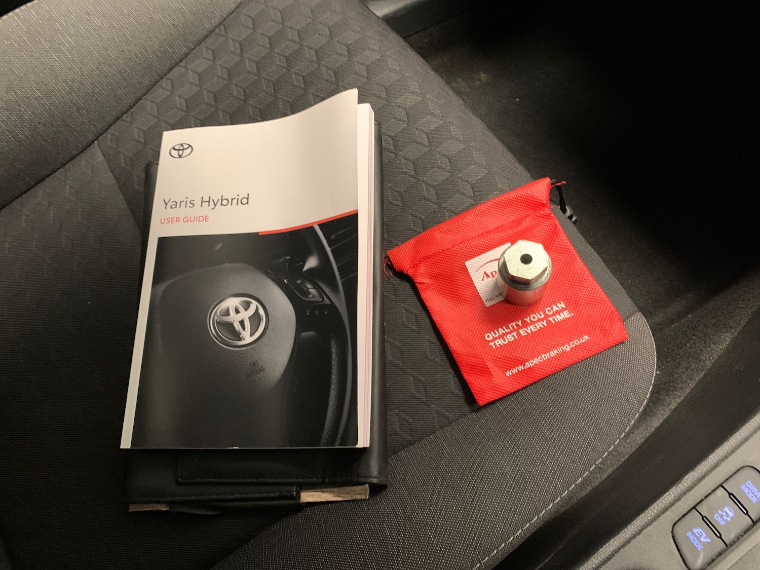 Used Toyota Yaris 2022 for sale - 77151802: Photo 27