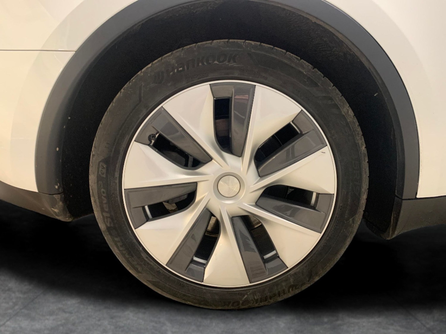 Used Tesla Model Y 2023 for sale - 78000941: Photo 24