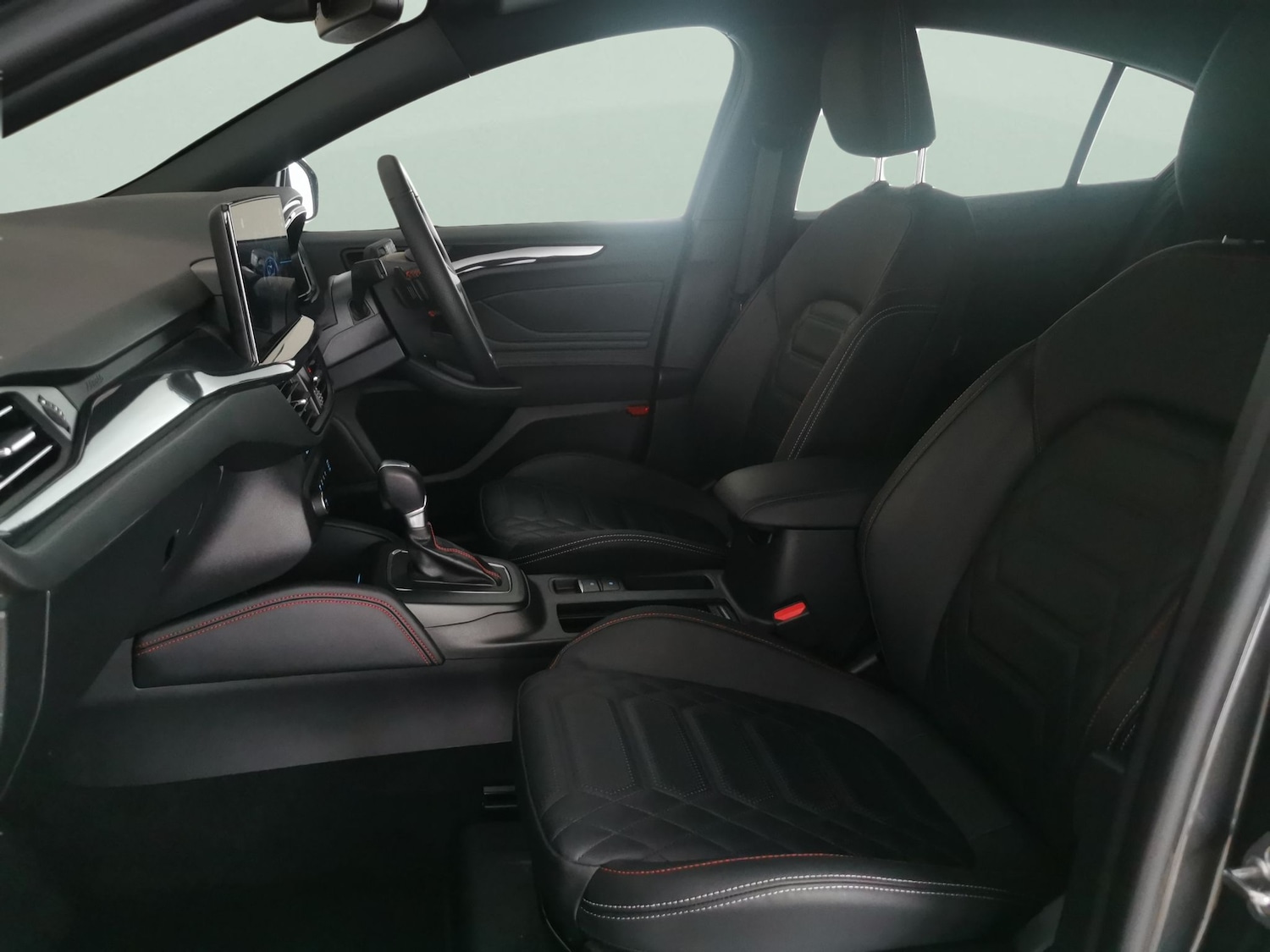 Used Ford Focus 2023 for sale - 77619637: Photo 4