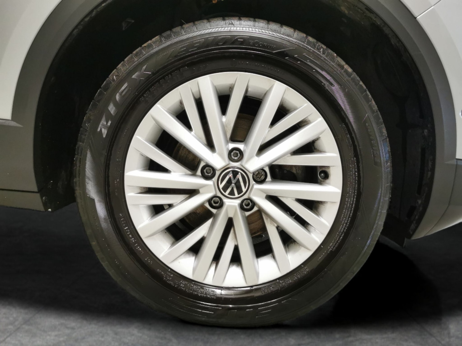 Used Volkswagen T-Roc 2023 for sale - 76477586: Photo 29