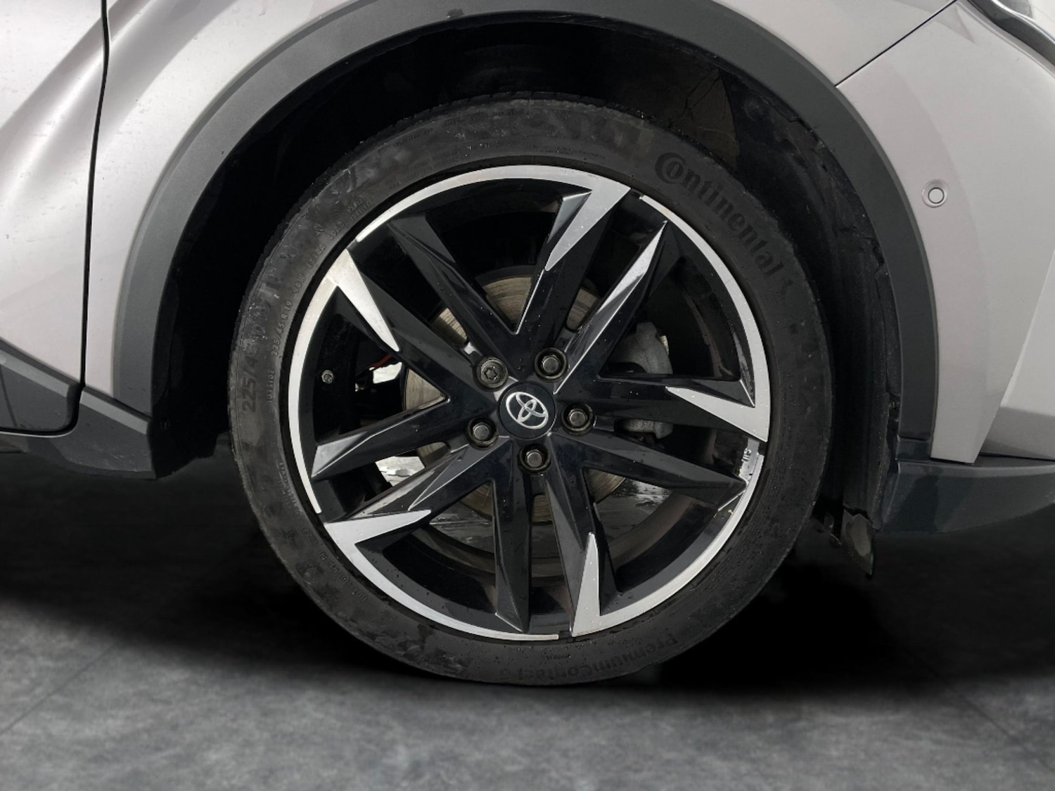 Used Toyota C-HR 2021 for sale - 77460928: Photo 24