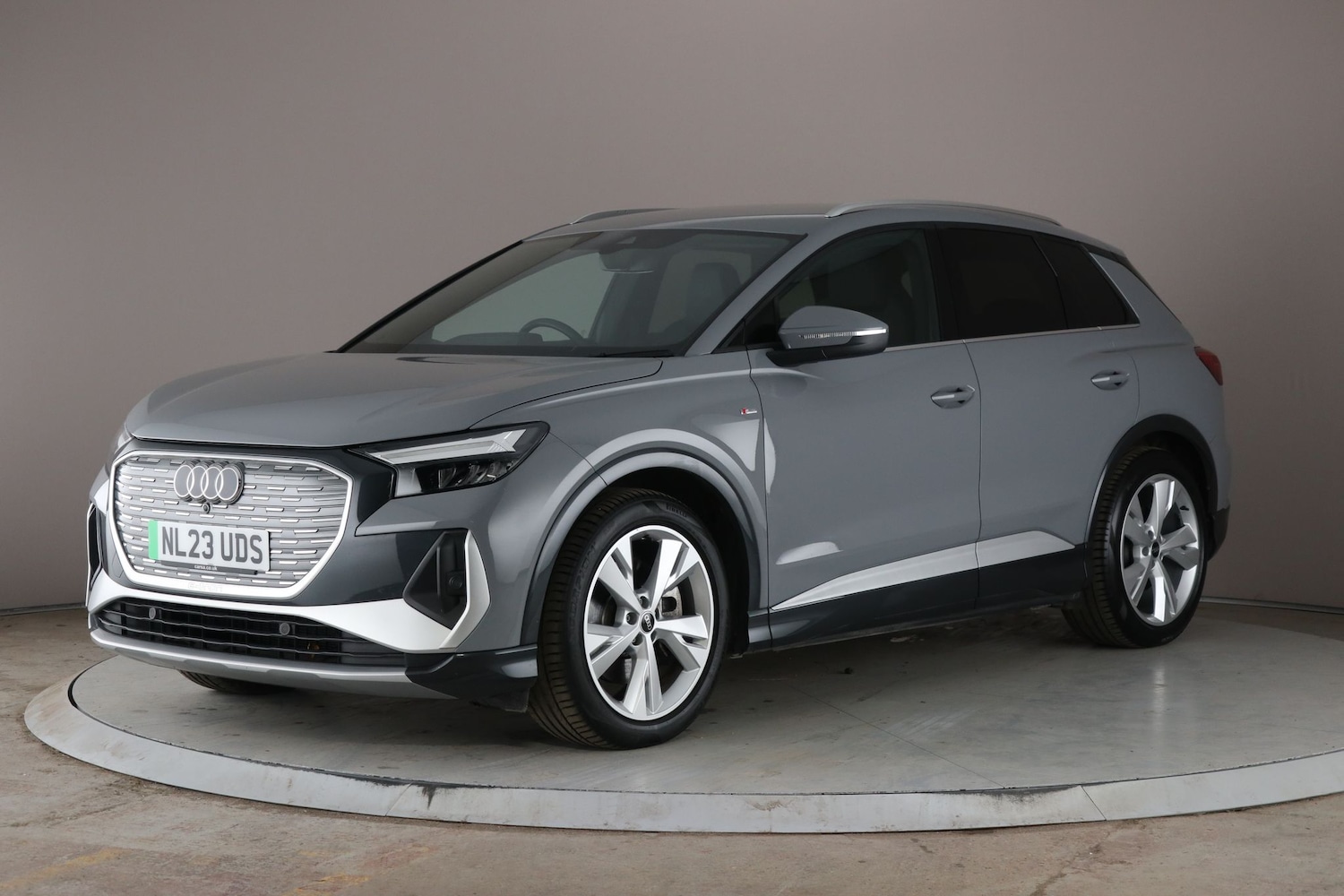 Used Audi Q4 e-tron 2023 for sale - 76197018: Photo 1