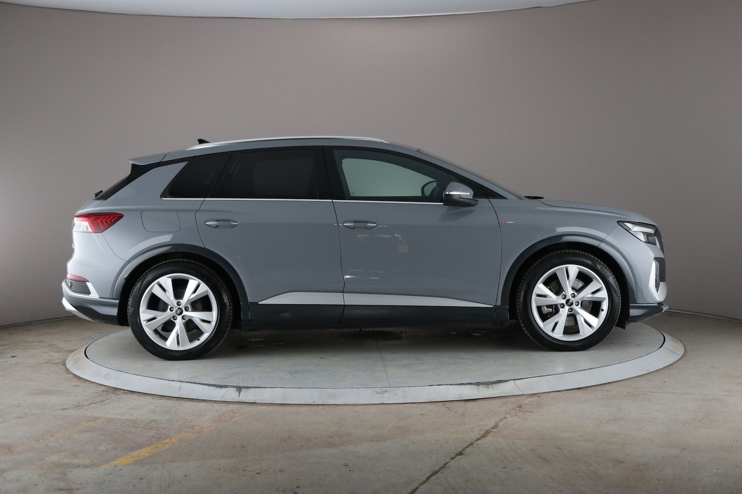 Used Audi Q4 e-tron 2023 for sale - 76197018: Photo 12