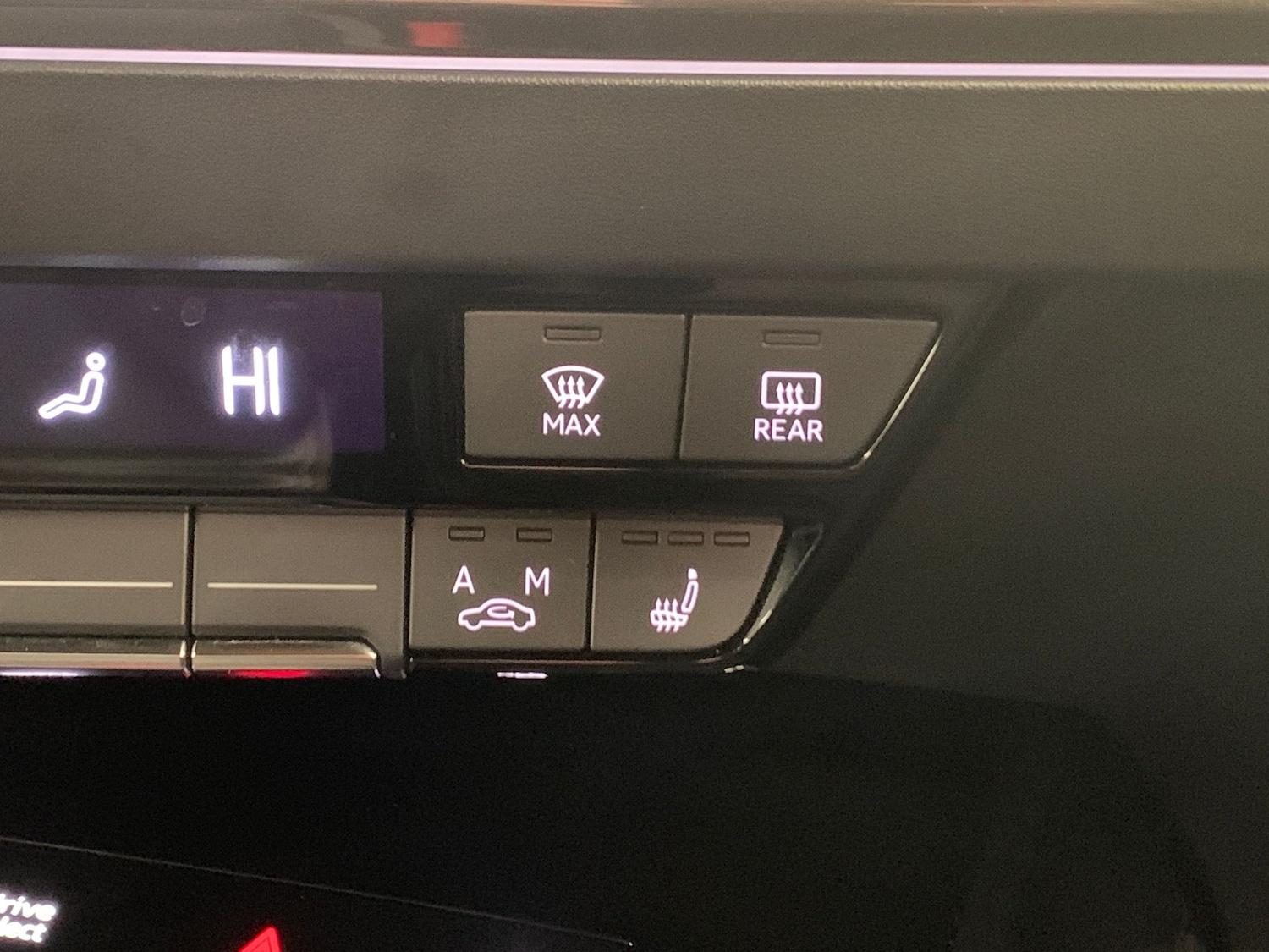 Used Audi Q4 e-tron 2023 for sale - 76197018: Photo 23