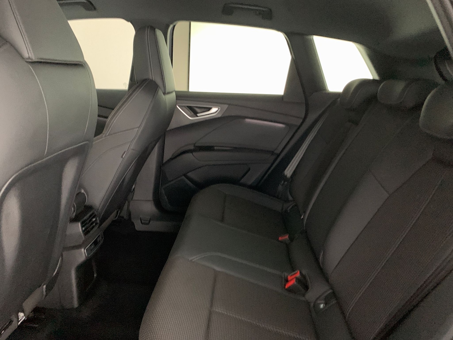 Used Audi Q4 e-tron 2023 for sale - 76197018: Photo 38